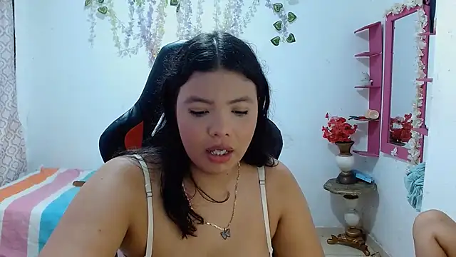 הופעת וובקאם של Alanna_lan1501