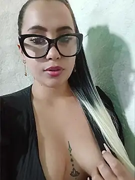 دردشة shantall_cute الجنسية المباشرة