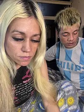 Show de caritocandiaxx na webcam