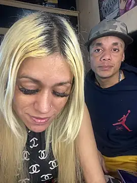 Show webcam de caritocandiaxx