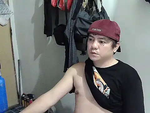 hotboyrider webcam show