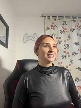 Chat XXX en directo de Sophia_LuxxX