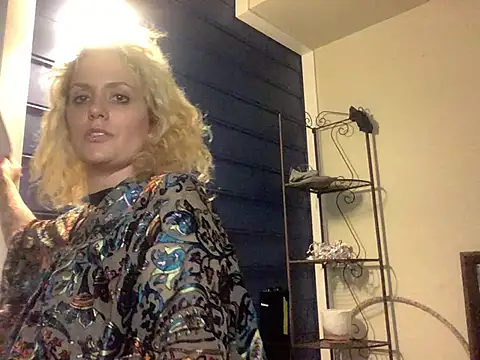 highitsmaryjane's Webcam Show