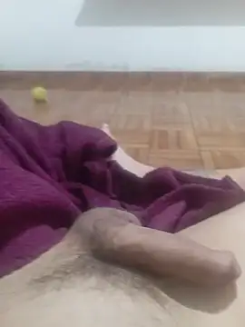 safadinhoo13 Show in webcam