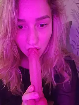 AmeliaRavens Adlı Modelin Web Kamerası Şovu