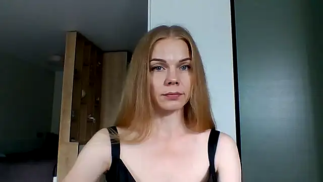 Tina5394 Show in webcam