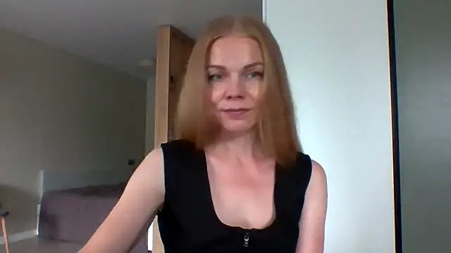 Tina5394's Live XXX Chat