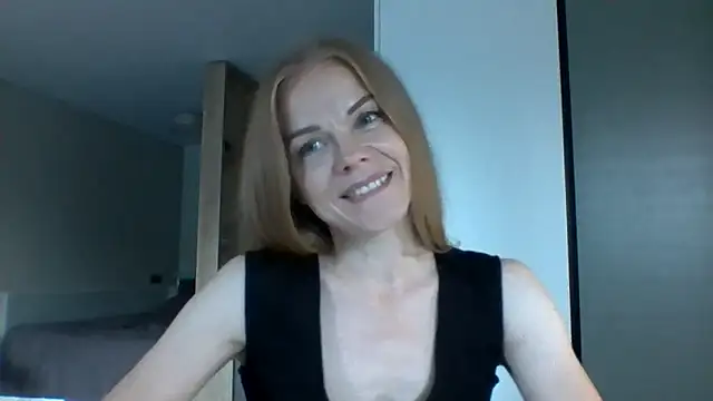 Tina5394's Live XXX Chat