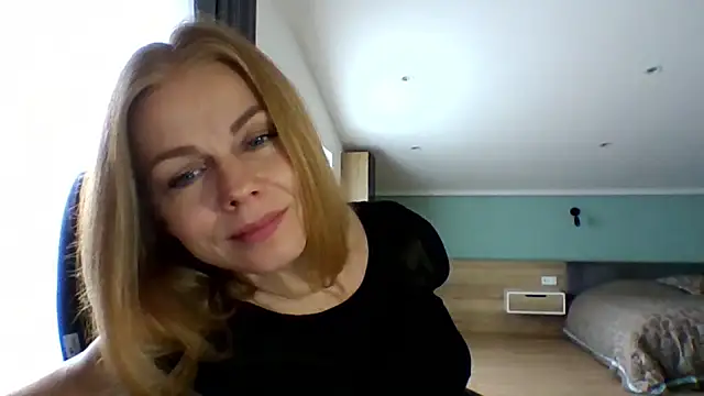 Tina5394 Adlı Modelin Web Kamerası Şovu