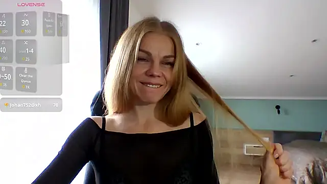Tina5394 Adlı Modelin Canlı XXX Sohbeti