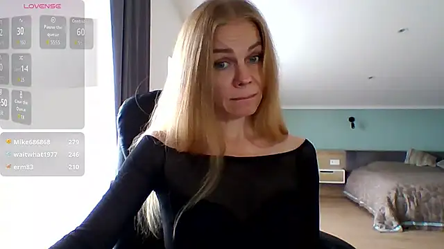 Tina5394's Live XXX Chat