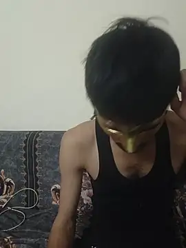 הופעת וובקאם של Curvy_Sakhi
