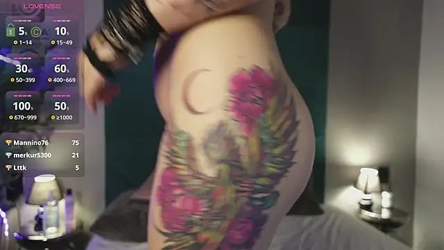 Quinn_Alessia 现场XXX聊天