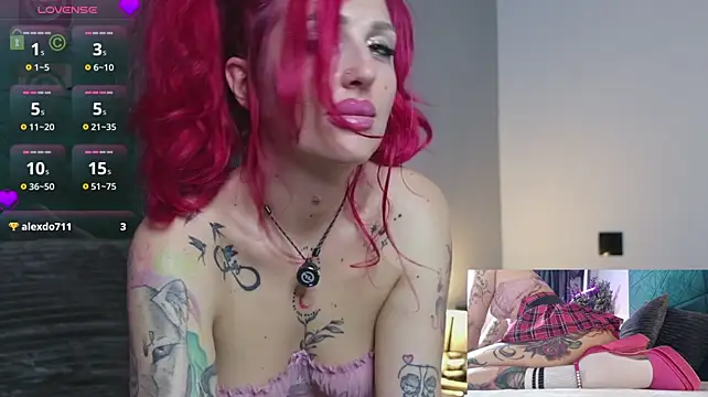 Quinn_Alessia Live XXX-Chat