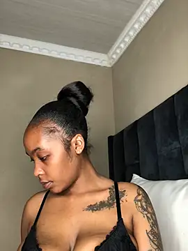 Nicole-Liam-n Live XXX chat