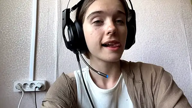 MariaLake's Live XXX Chat