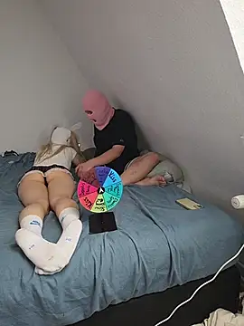 TheRealMaskedCouple Show Webcam