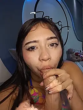 Chat XXX en directo de Dashawinn