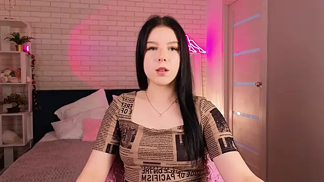 MiaMusee XXX чат на живо