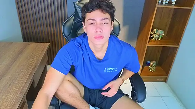 Esteban_Fireのウェブカメラショー