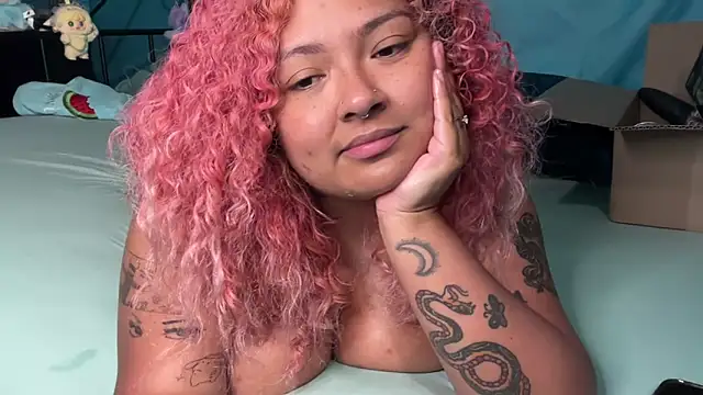 chilepinaaa – webcam-show