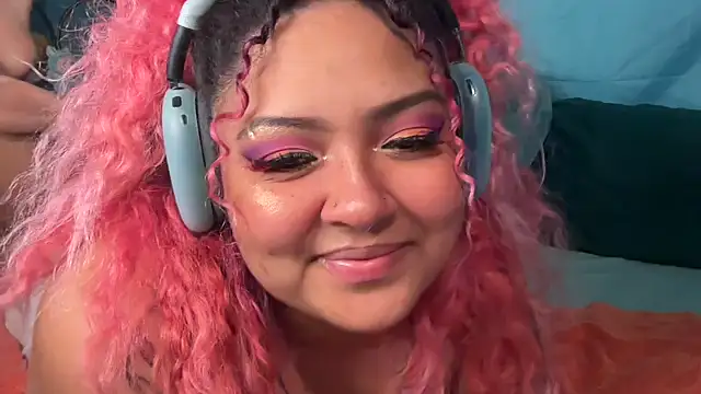 chilepinaaa's Webcam Show