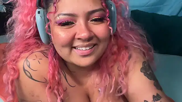 chilepinaaa Webcam Show
