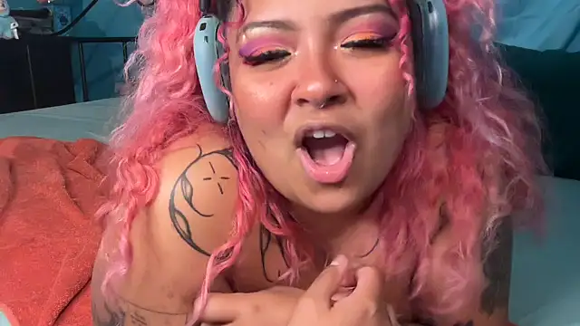 Show modela chilepinaaa na web-kameri