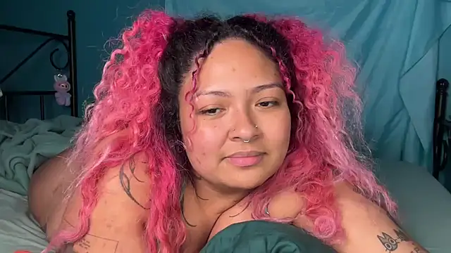 chilepinaaa's Webcam Show