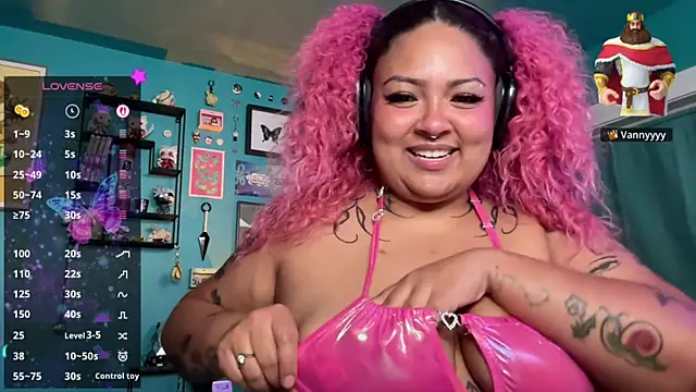 chilepinaaa's Webcam Show