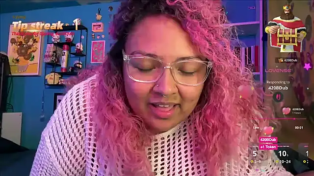 chilepinaaa's Webcam Show