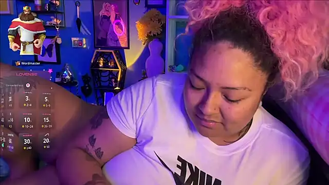 chilepinaaa's Webcam Show
