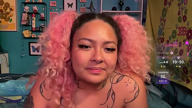 chilepinaaa's Webcam Show
