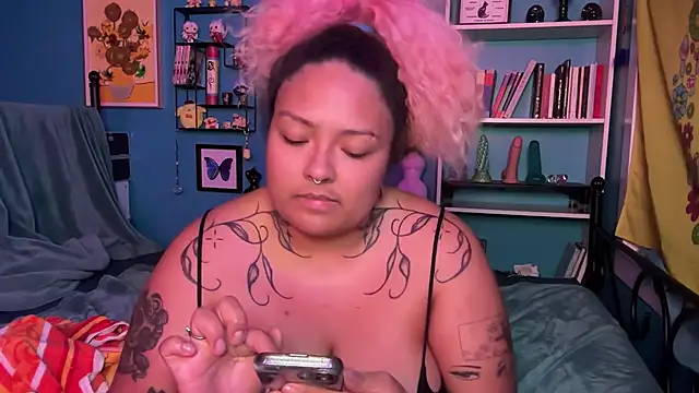 chilepinaaa Live XXX-chat