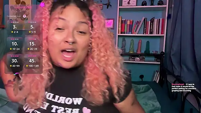 chilepinaaa's Webcam Show