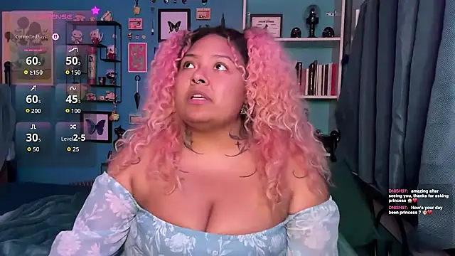 chilepinaaa's Webcam Show