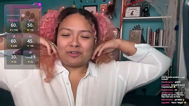 chilepinaaa Show in webcam