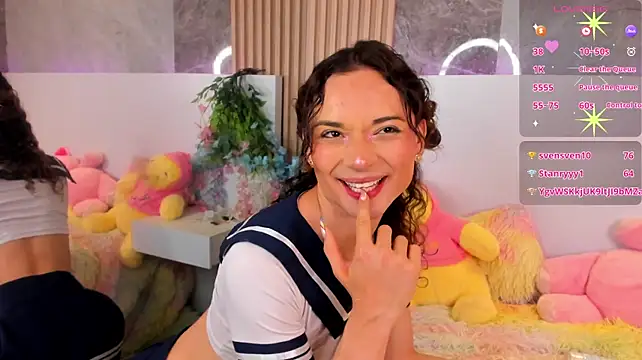 הופעת וובקאם של Seraphine_Nyx