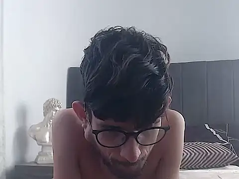 sasuke_bigcock Шоу с уебкамера