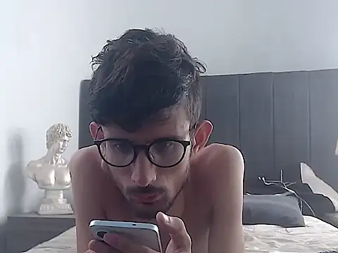 sasuke_bigcock Webcam-Show
