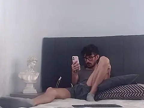 Show de webcam de sasuke_bigcock