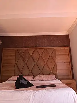 غرفة دردشة ThaliaHall_1 المباشرة