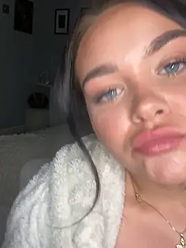 MaddisonWhitex 网络视讯表演