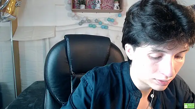 عرض كام Marcoviolet