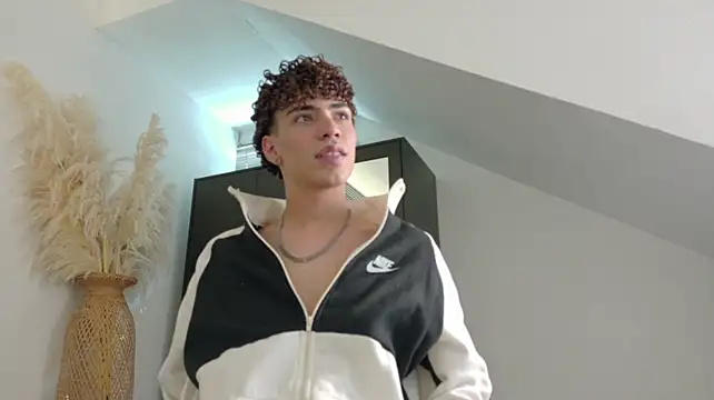 Monyel_Blake Chat XXX live