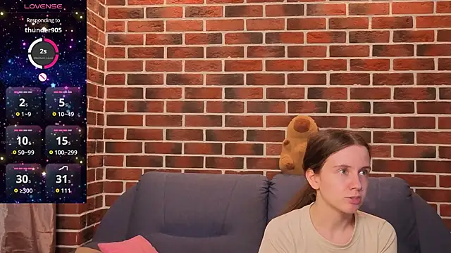 MyrtaMcclaney's Live XXX Chat