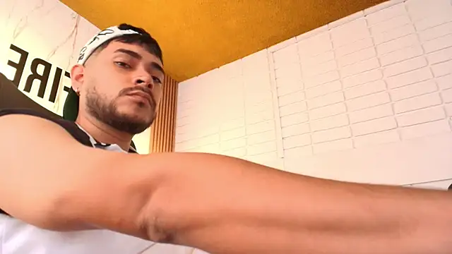 Show de YayoDelRey na webcam
