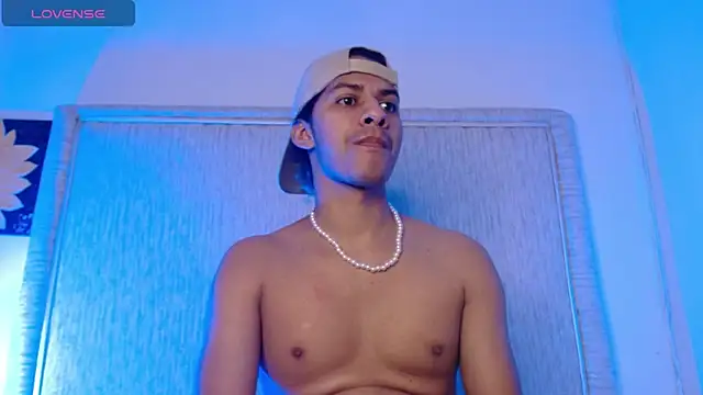 Vic_cooper's Webcam Show