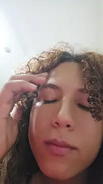 lilith_isabella25's Webcam Show