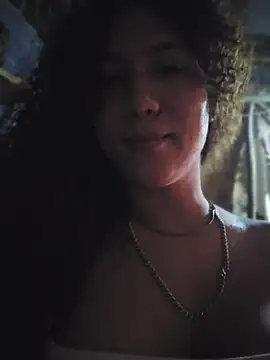 lilith_isabella25: вебкам-шоу